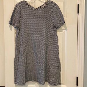 LOFT Short Sleeved Dress